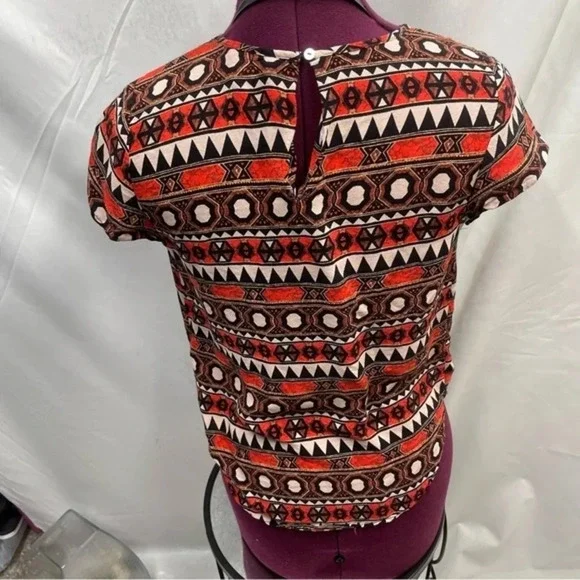 H&M Aztec Pattern Shirt - Picture 8 of 9